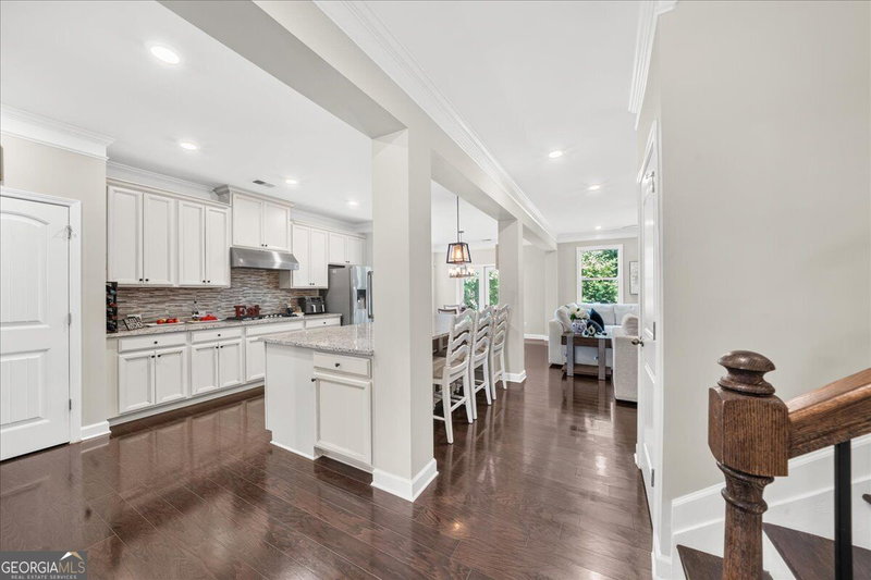 Photo 10 of 2920 Prestwood Drive
