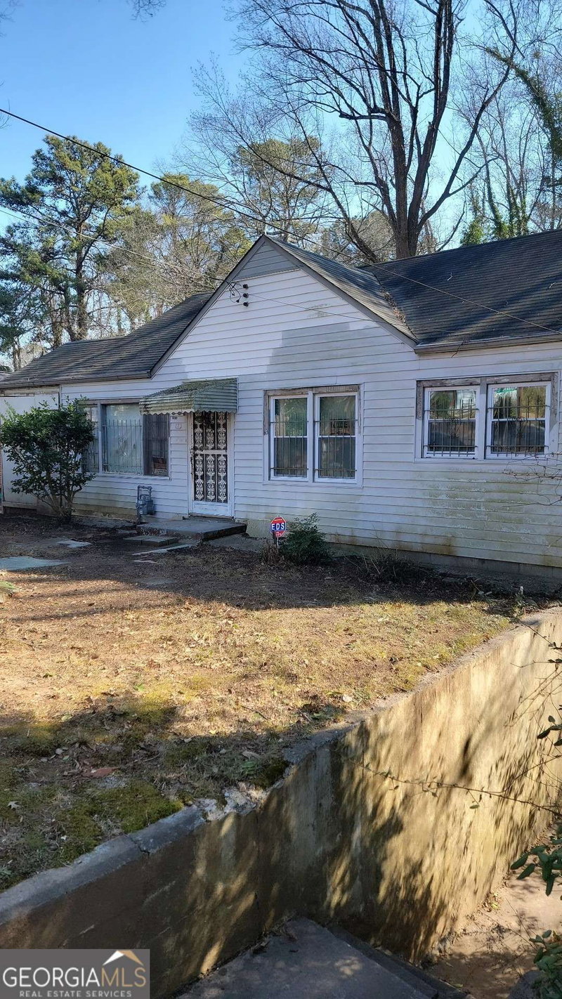 Photo 3 of 2676 Oldknow Drive NW