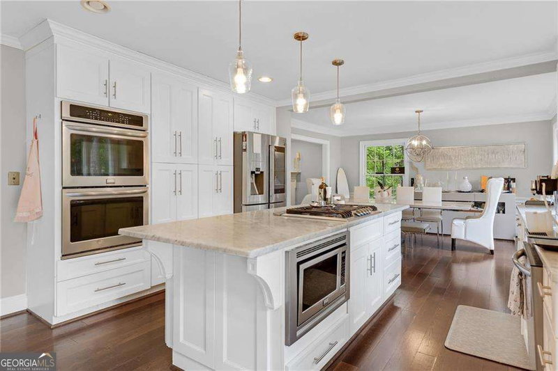 Photo 10 of 2660 Spalding Drive
