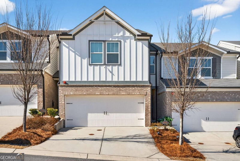 1318 Vayda Court