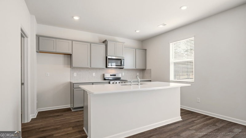 Photo 9 of 513 Alder Lane Court