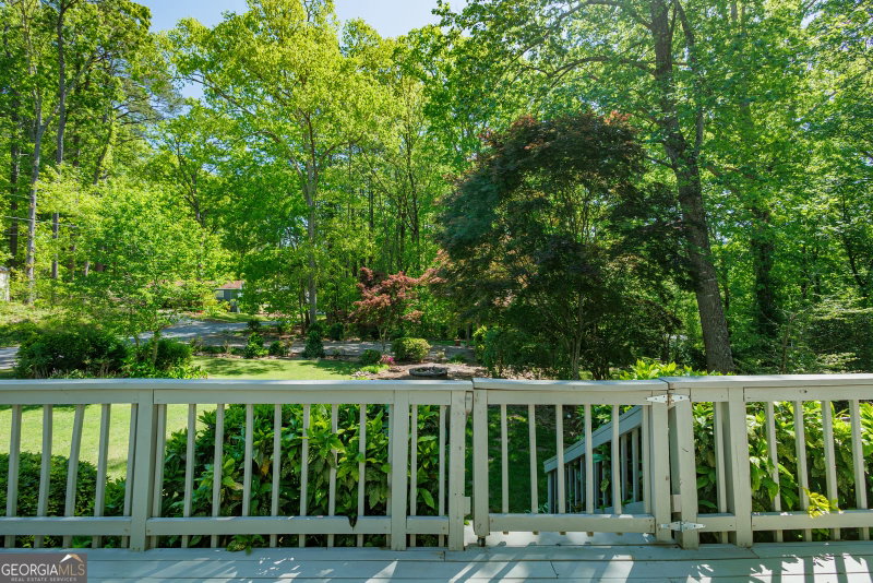 Photo 3 of 3970 Pine Hill Drive