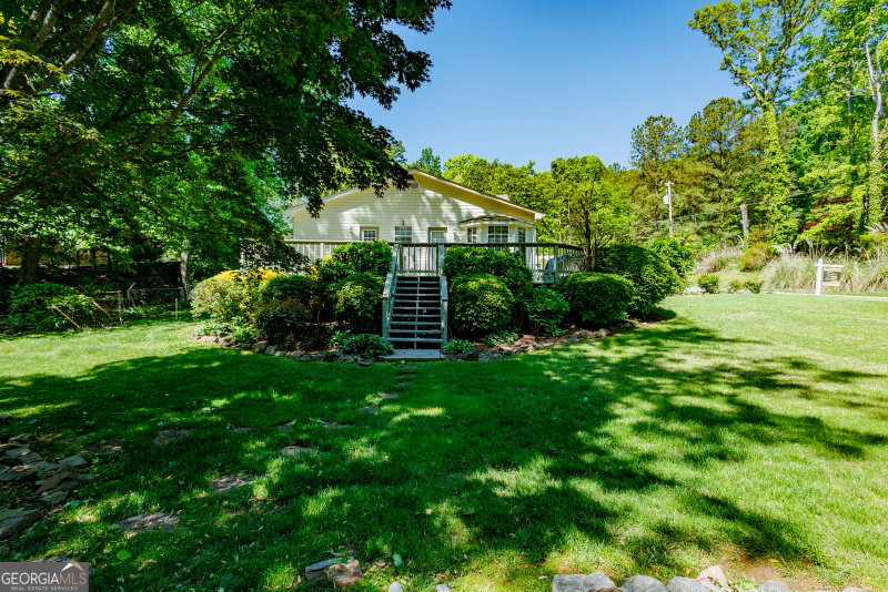 Photo 6 of 3970 Pine Hill Drive