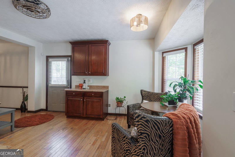 Photo 9 of 3970 Pine Hill Drive
