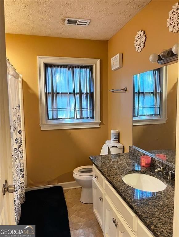 Photo 2 of 1501 Shoals Creek Drive SW
