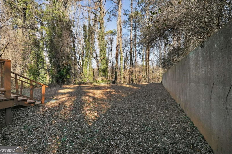 Photo 33 of 1826 County Line Road SW