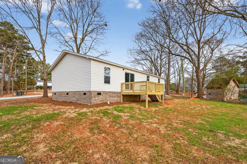 Photo 4 of 720 Woodland Circle