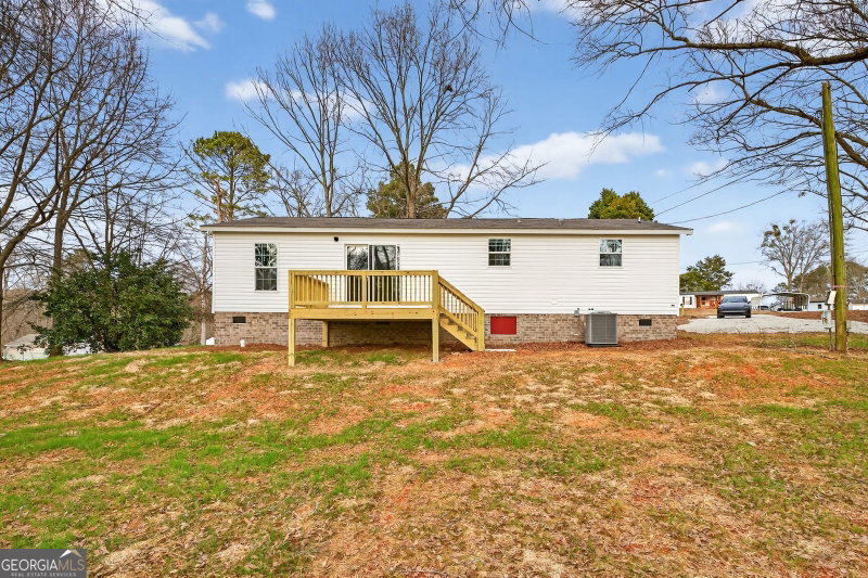 Photo 5 of 720 Woodland Circle