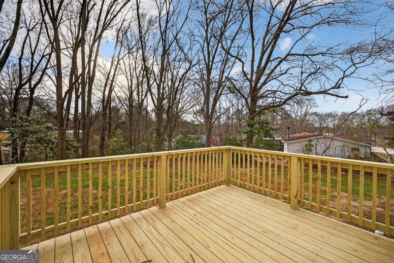 Photo 7 of 720 Woodland Circle