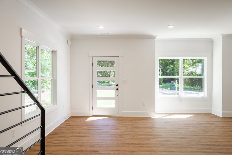 Photo 8 of 169 Vine Street