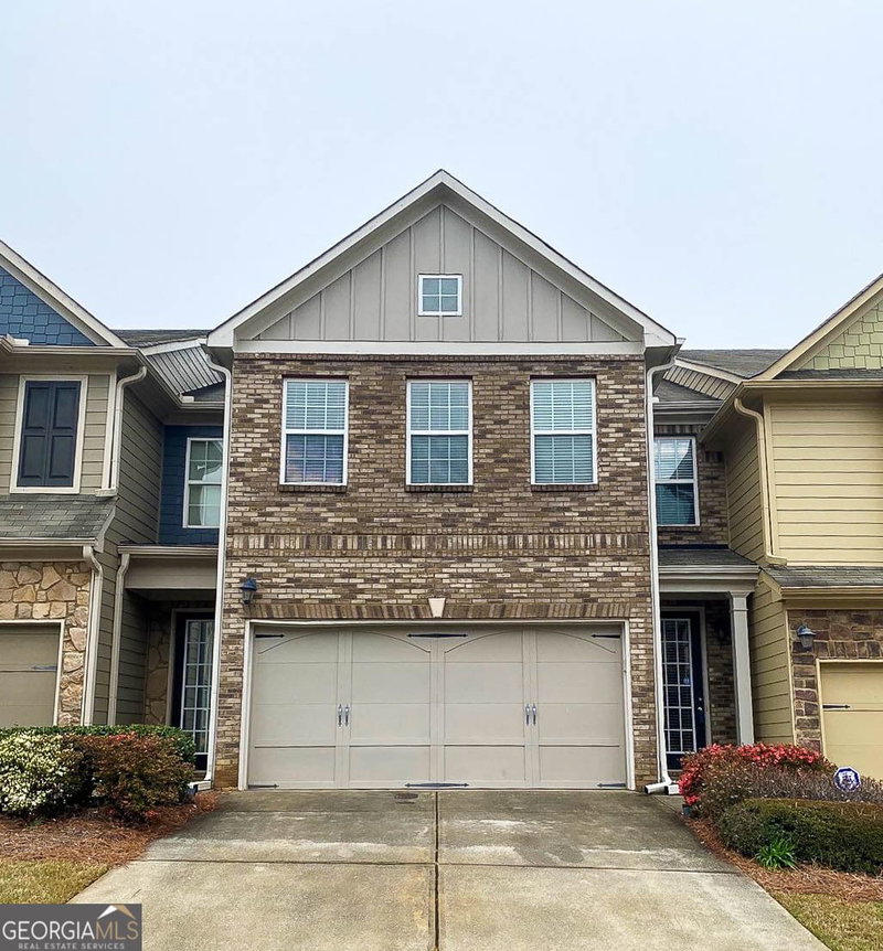 2410 Sardis Chase Court