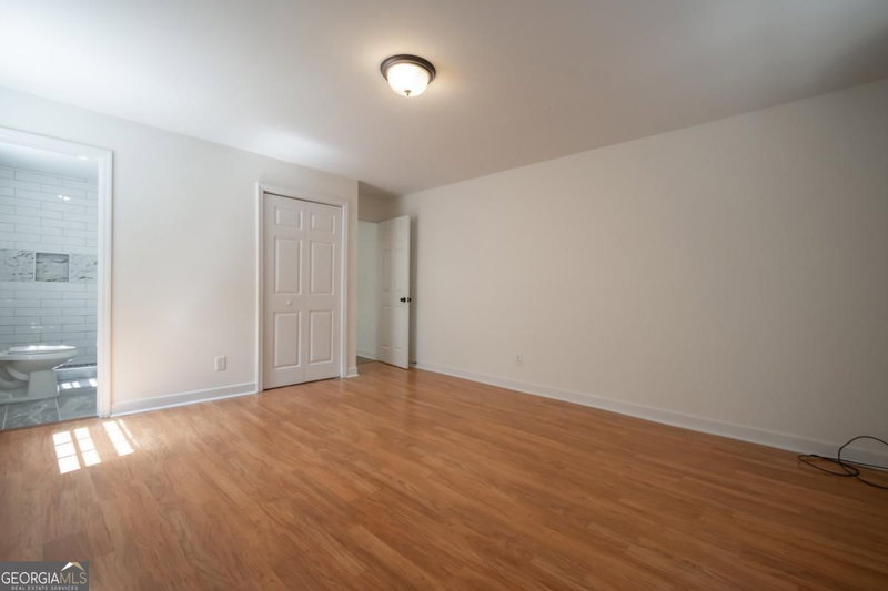 Photo 45 of 215 Lenox Road
