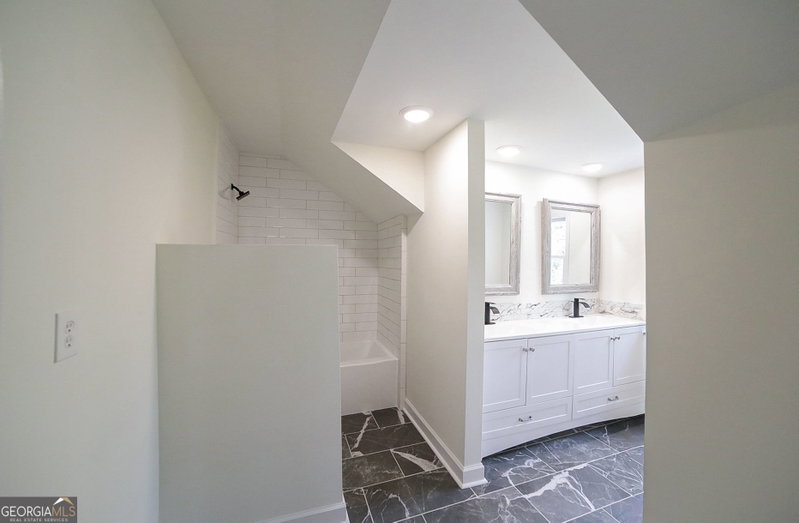 Photo 56 of 215 Lenox Road