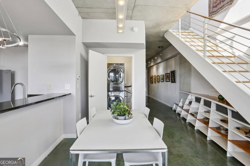 Photo 11 of 335 W Ponce De Leon Avenue #606