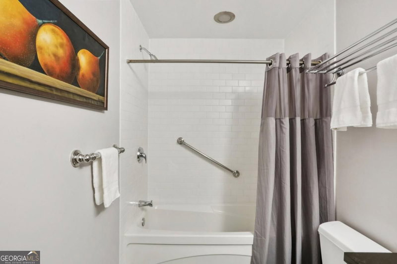 Photo 19 of 335 W Ponce De Leon Avenue #606