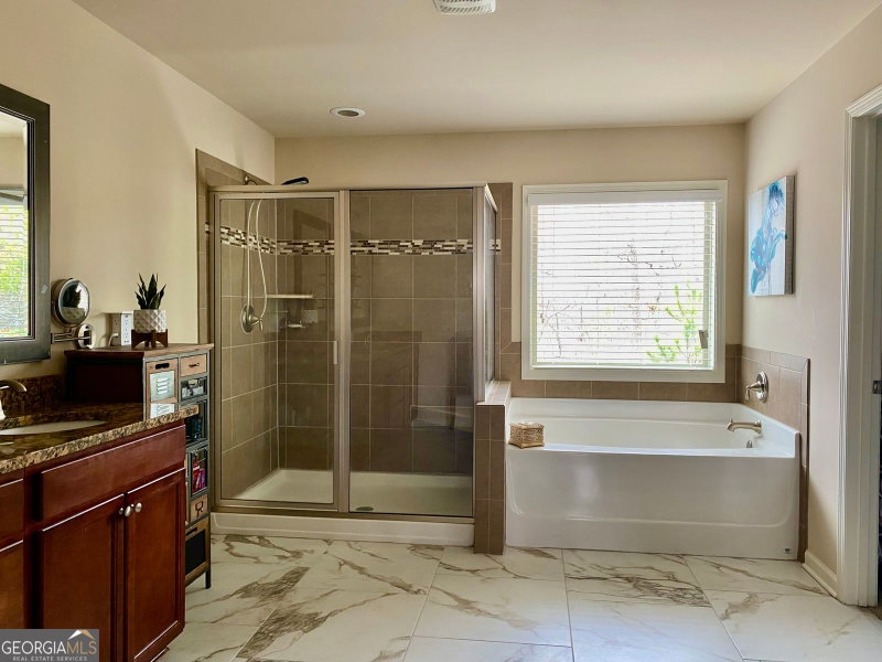 Photo 36 of 1320 Newbridge Circle