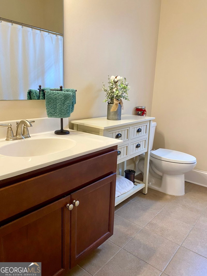 Photo 42 of 1320 Newbridge Circle