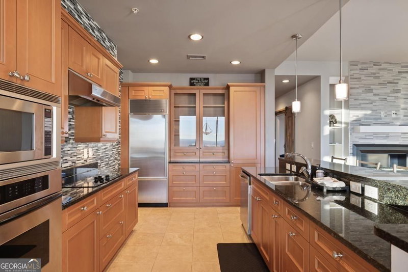 Photo 12 of 2828 Peachtree Road #2701