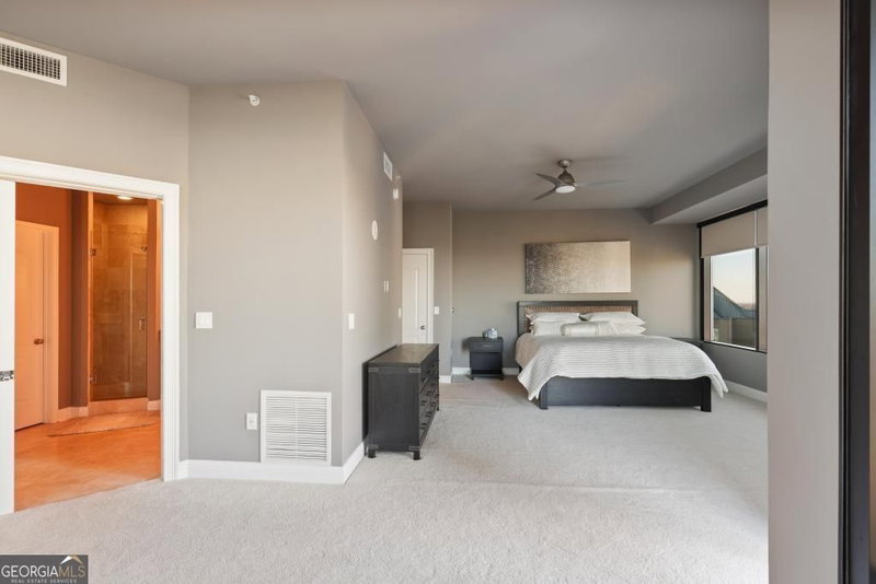 Photo 21 of 2828 Peachtree Road #2701