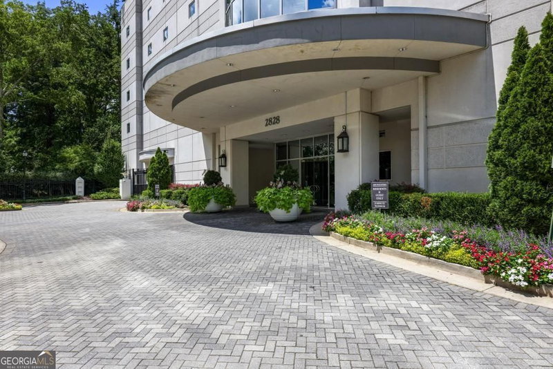 Photo 38 of 2828 Peachtree Road #2701