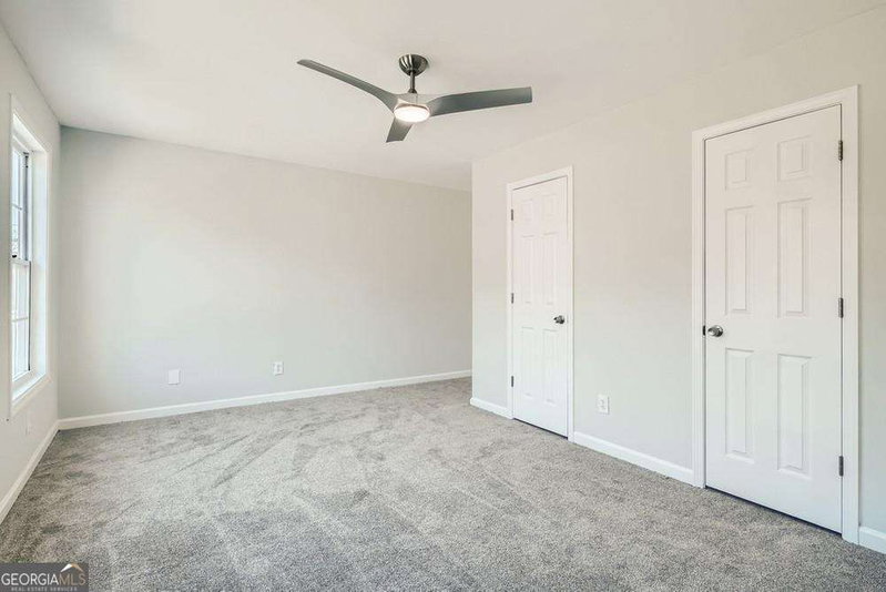 Photo 3 of 480 Rockwell Street SW