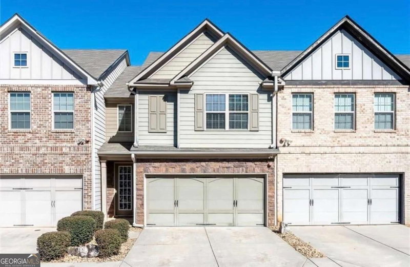 933 Spicy Oak Drive