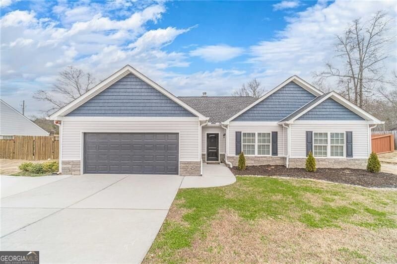 1587 Pointe South Circle