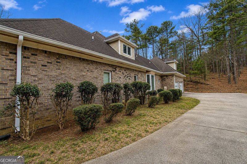 Photo 7 of 10060 Buice Road