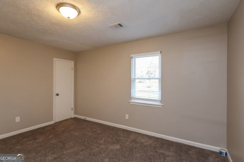 Photo 18 of 781 Brighton Drive