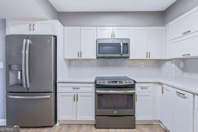 Photo 5 of 2870 Pharr Court South NW #2401