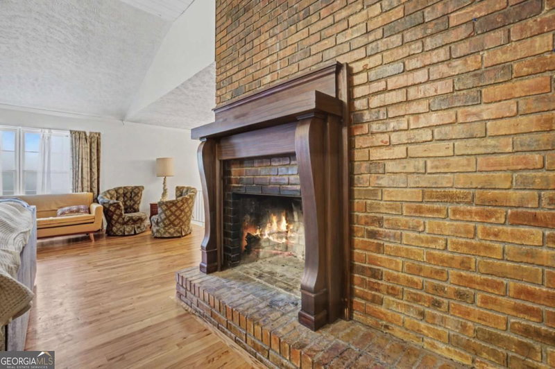 Photo 12 of 5075 Deen Road