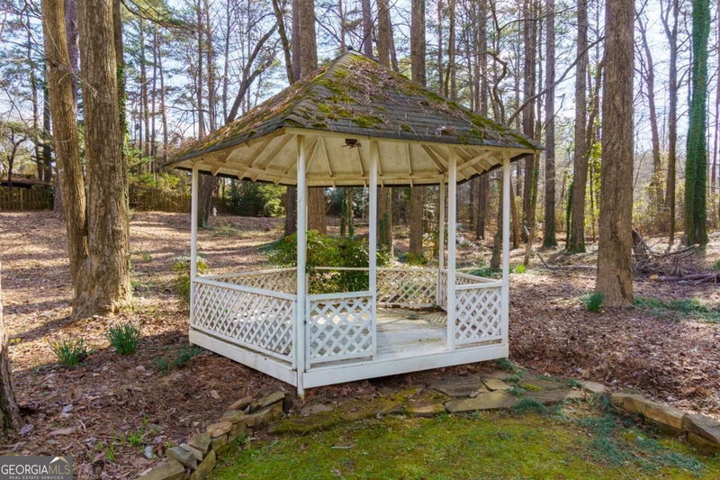 Photo 5 of 5075 Deen Road