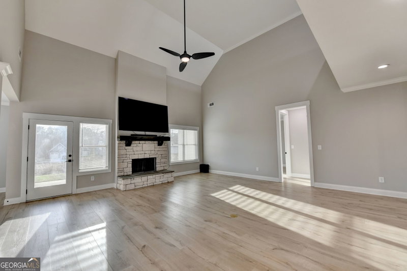 Photo 11 of 1331 Legend Drive