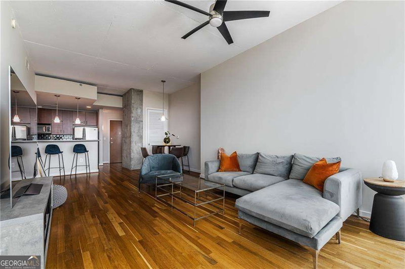 Photo 13 of 361 17th Street NW #2418