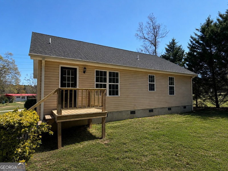 Photo 3 of 1164 Bert Moorehead Road