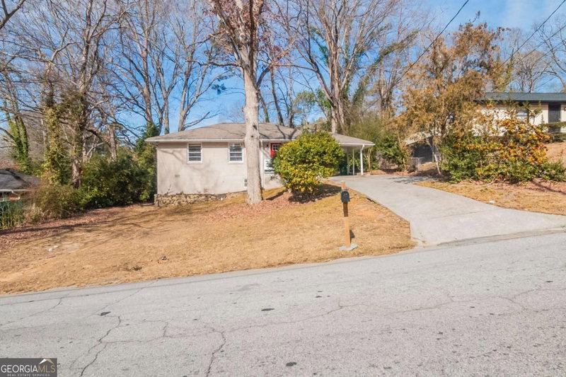 3018 Meadowview Drive SE