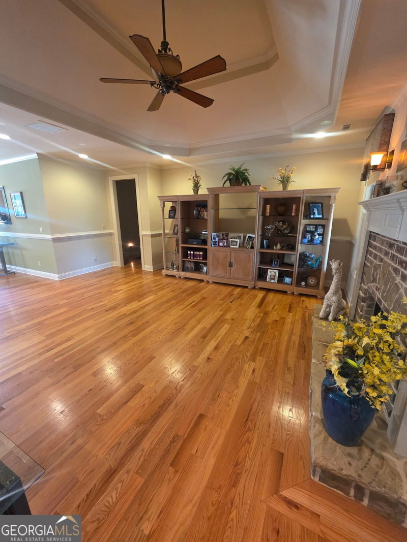 Photo 40 of 1202 Red Oak Drive