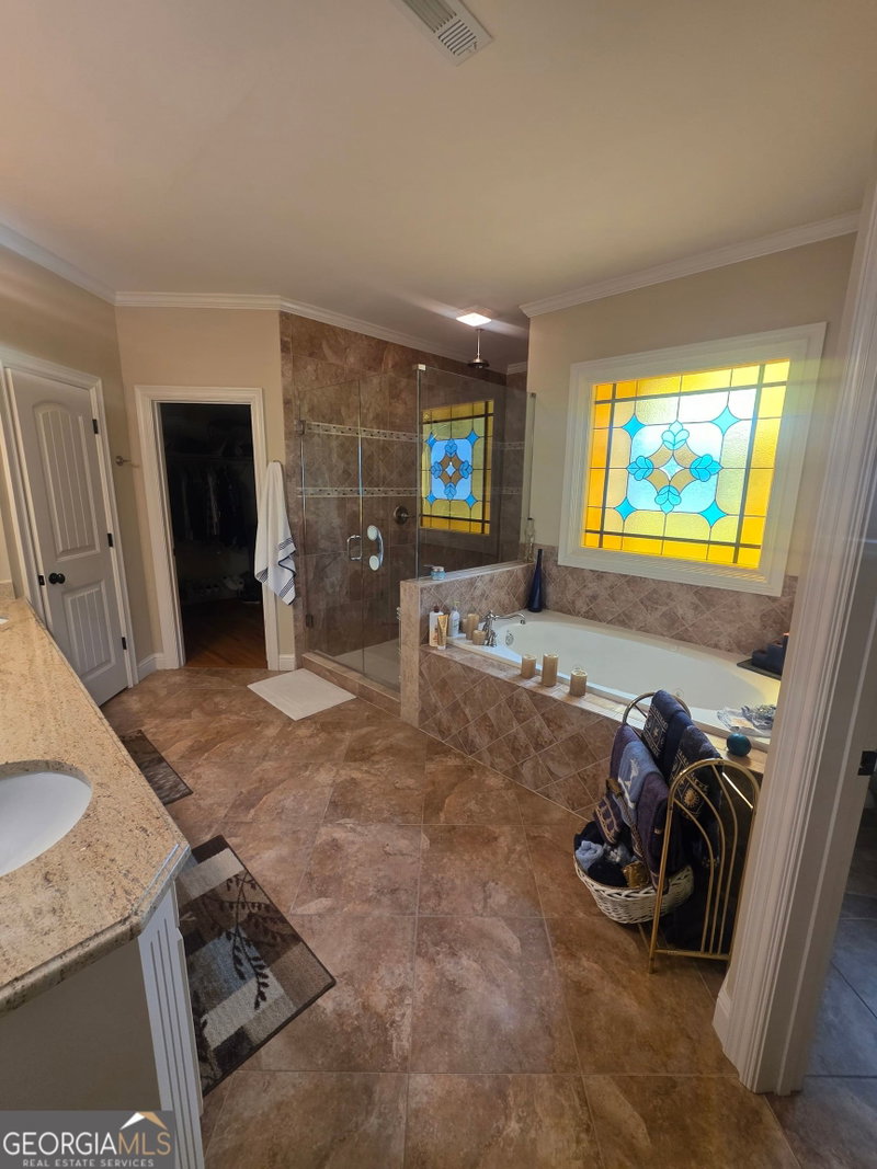 Photo 55 of 1202 Red Oak Drive