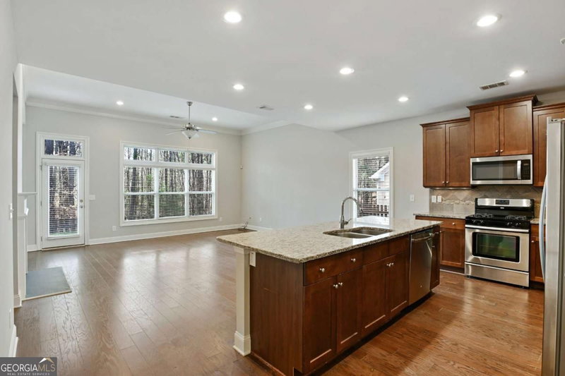 Photo 13 of 1536 Habershal Road NW