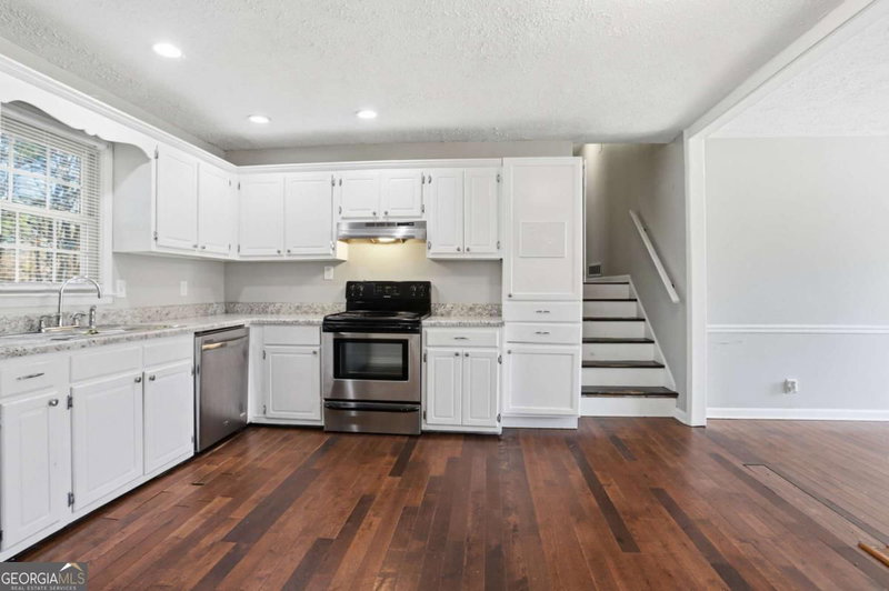 Photo 11 of 4716 Cheri Lynn Road NW