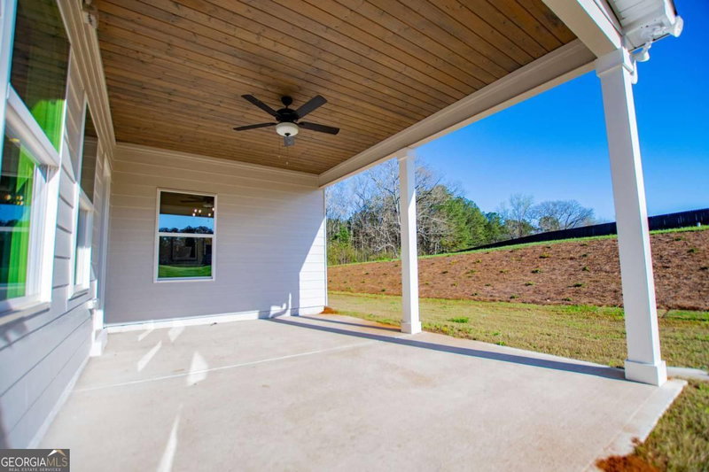 Photo 41 of 102 Red Oak Lane