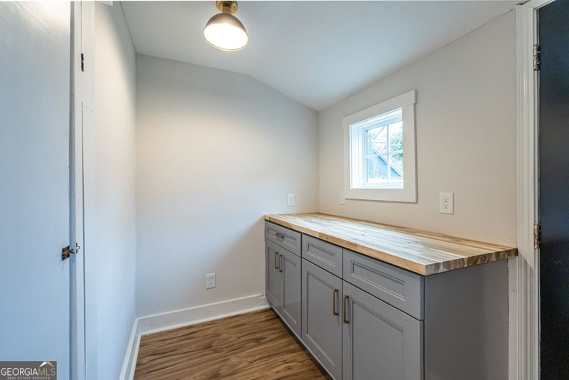 Photo 49 of 973 Parsons Street SW