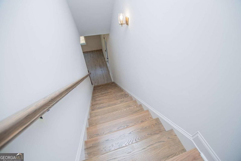 Photo 43 of 103 Red Oak Lane