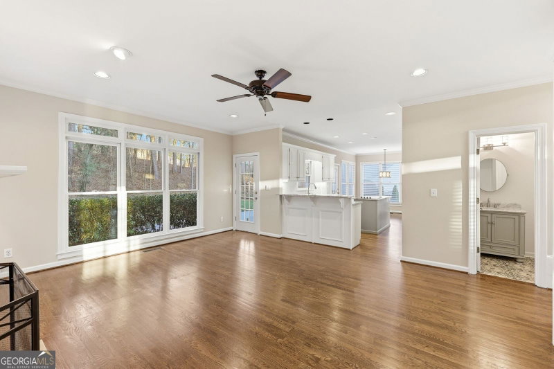 Photo 11 of 711 Chattahoochee Place