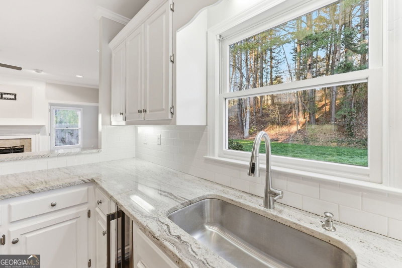 Photo 17 of 711 Chattahoochee Place