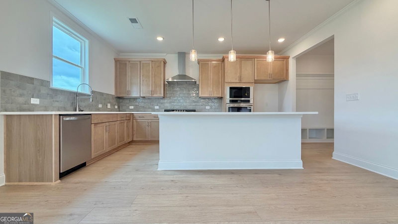 Photo 9 of 507 Grand Wehunt Drive