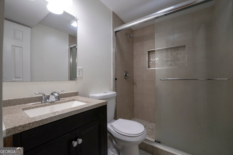 Photo 14 of 432 King Arthur Court
