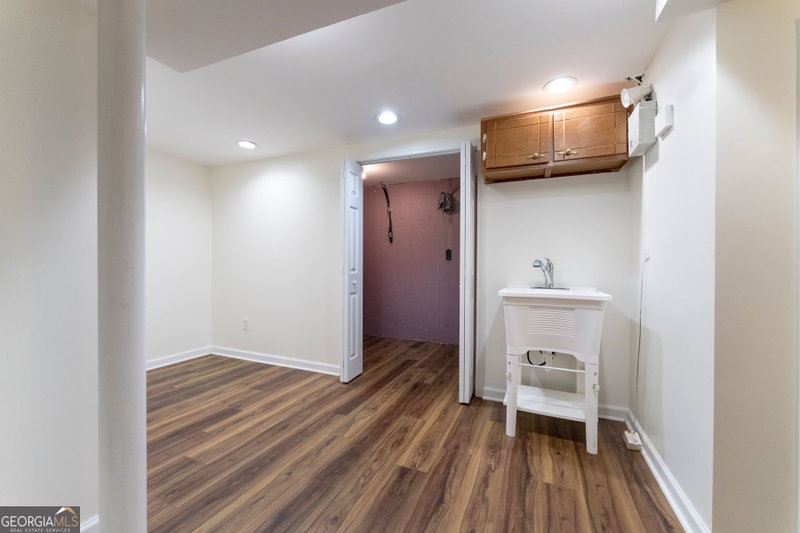 Photo 15 of 432 King Arthur Court