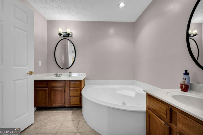 Photo 19 of 3088 Camden Way