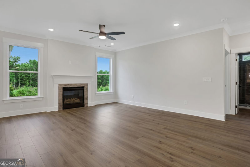 Photo 5 of 317 Conifer Lane